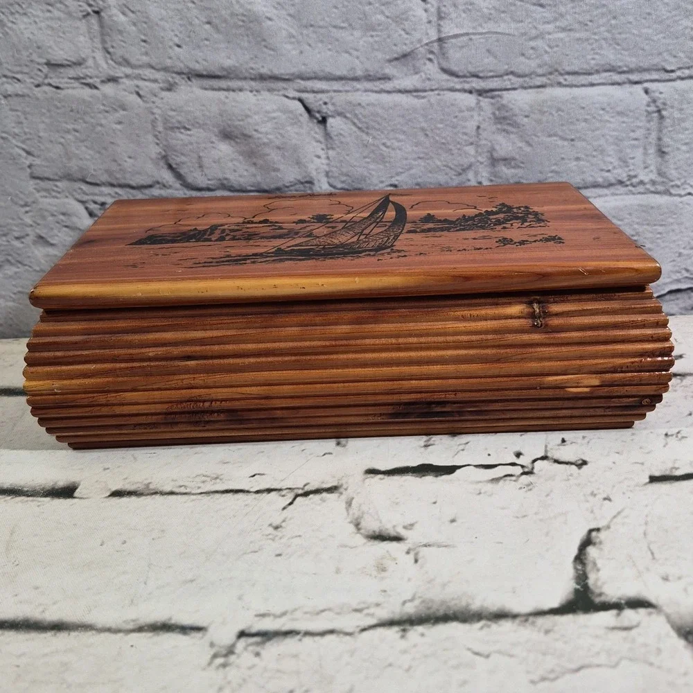 Vintage Cedar Wood Keepsake Trinket Box Sailboat Scene‎ Reno Nevada